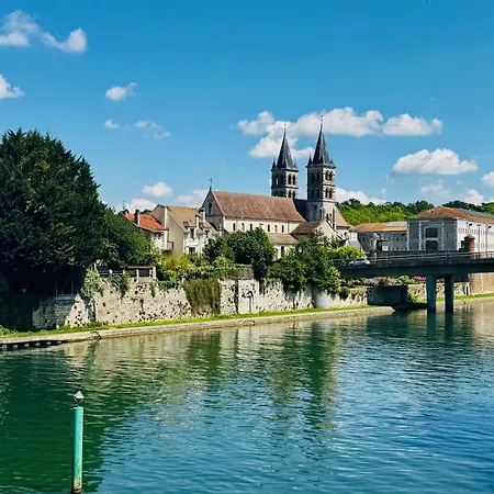 Apartment Les Rives De - F2 - Bord De Seine - Centre Melun
